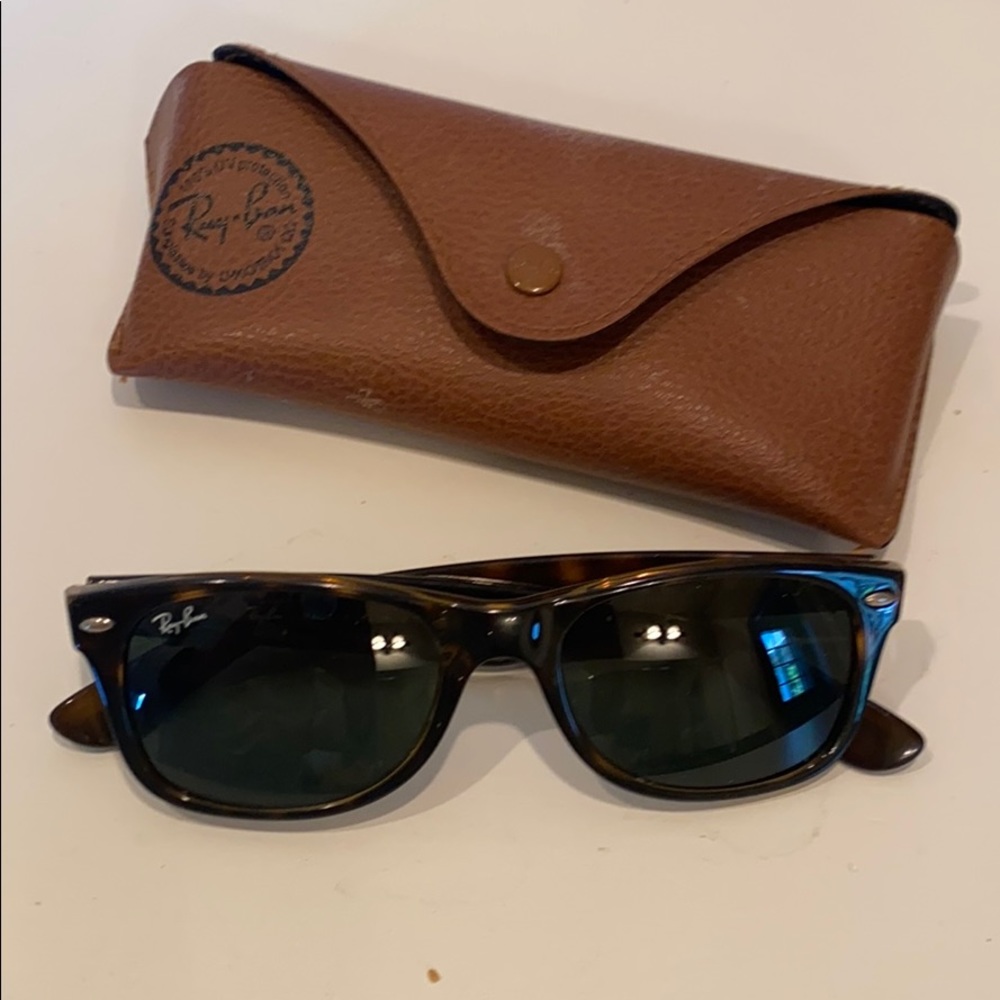 Rayban wayfarer tortoise, smaller size